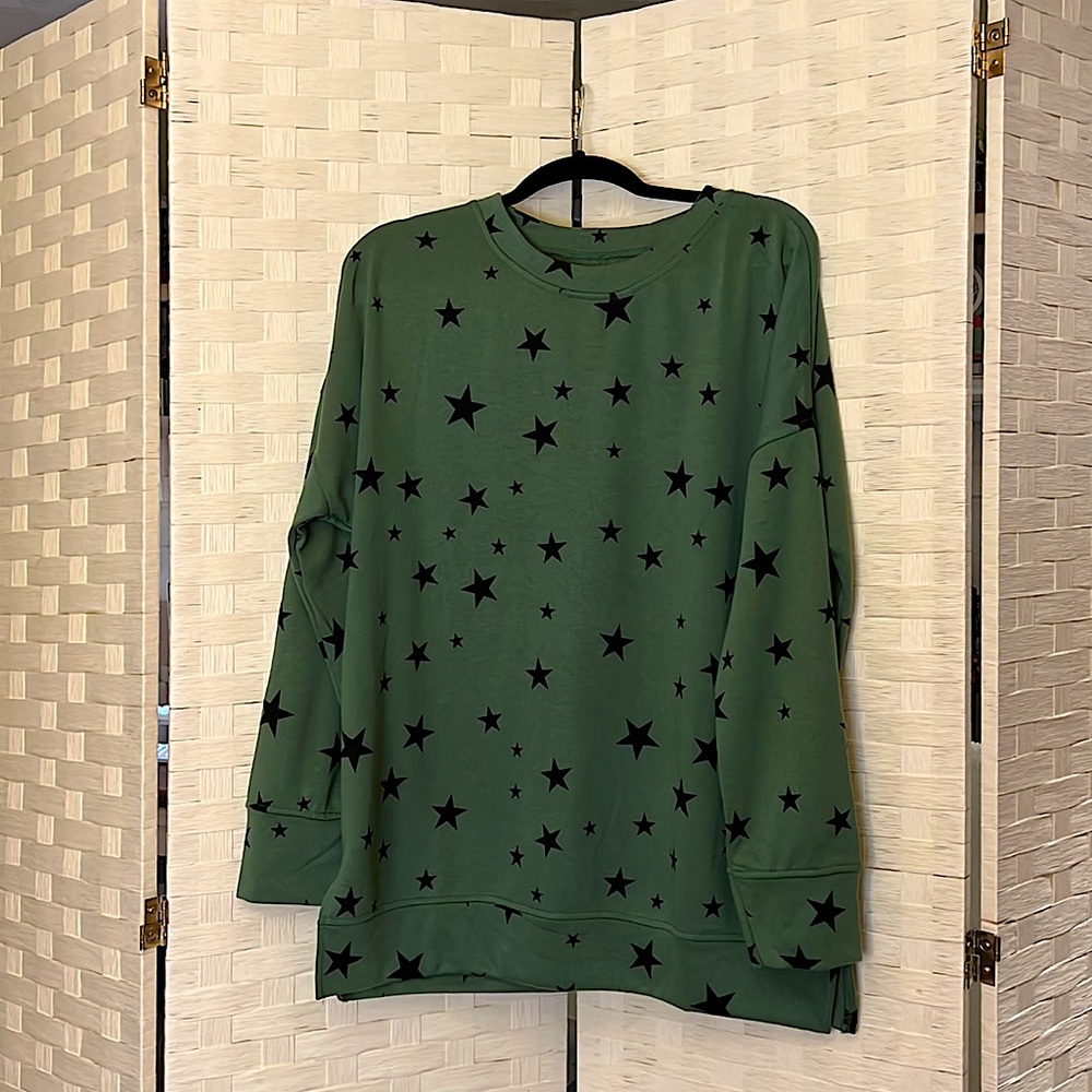 Green with Black Stars Sweatshirt